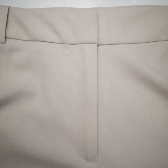 Talbots Heritage Ladies Cream Lightweight Zipper & 2 Clasp Closure Pants - Picture 6 of 11